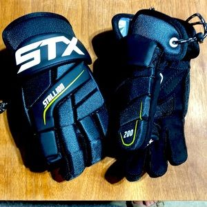 STX Boys Lacrosse Gloves